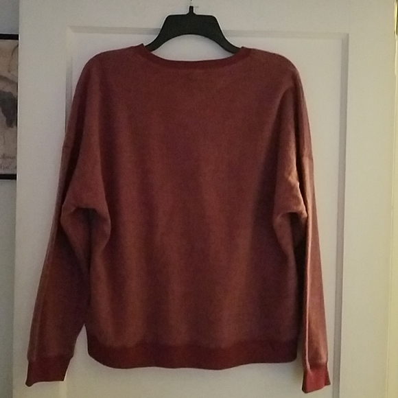 SOLD!!!Freeze Crop Sweatshirt - Picture 2 of 6